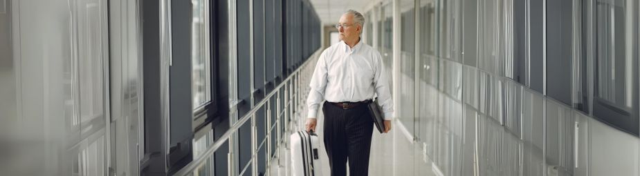 Close-up of an eye exam highlighting retinal blood flow obstruction, a key symptom of central retinal artery occlusion.
