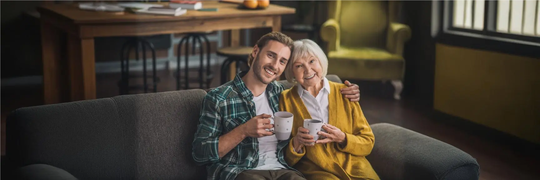 Close-up of a Gemcitabine vial and syringe, highlighting its use in cancer treatment and chemotherapy administration.