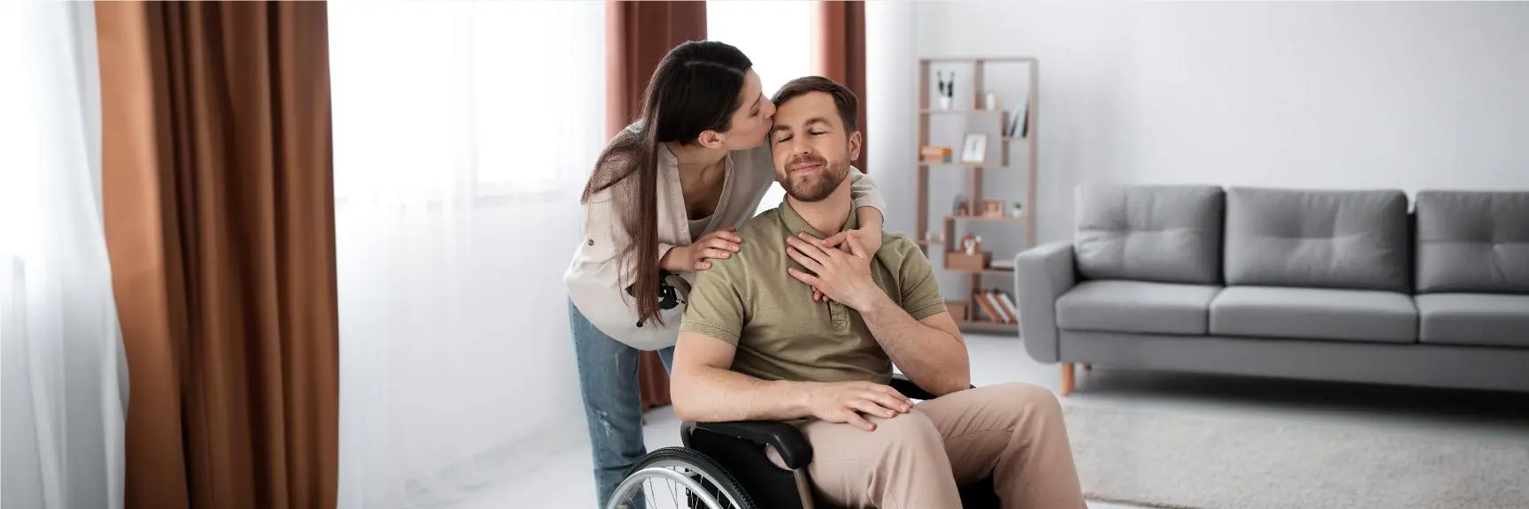 Close-up of Itraconazole capsules and packaging, highlighting its role in fungal infection treatment.