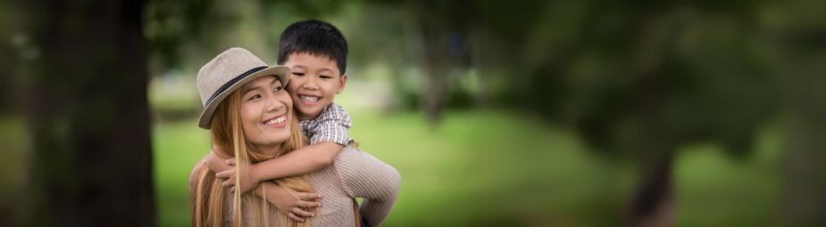 Medical illustration showing swollen lymph nodes in the neck, highlighting causes, symptoms, and treatment options for localized lymphadenopathy.
