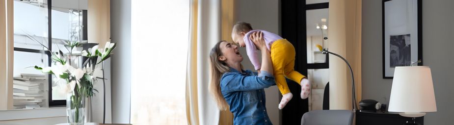 Medical illustration showing lymphatic vessel aplasia and its effects on the lymphatic system.