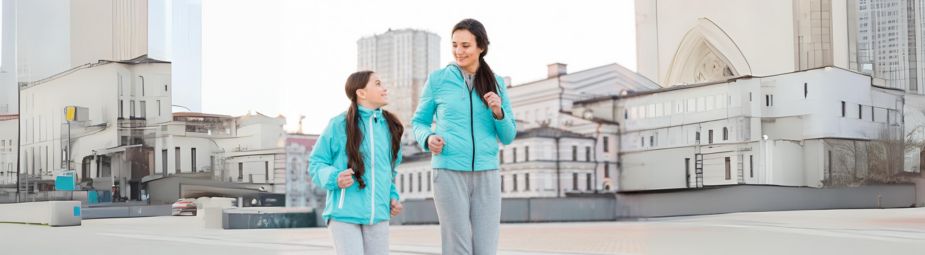 Medical illustration of ovarian hyperstimulation syndrome, highlighting symptoms, causes, and treatment strategies for fertility patients.