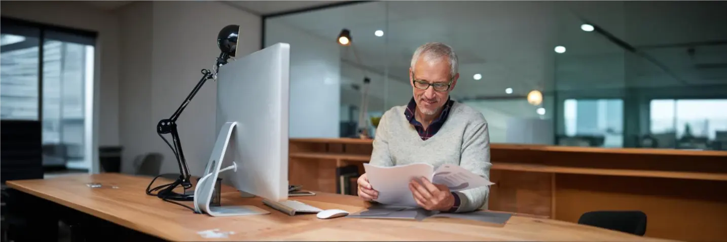 Illustration of Ramsay Hunt syndrome symptoms, including facial paralysis and ear pain, caused by varicella-zoster virus reactivation.