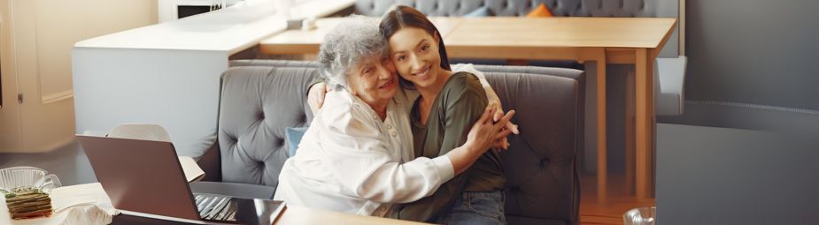 Illustration showing the effects of renal papillary necrosis on kidney tissue, highlighting causes, symptoms, and treatment strategies.