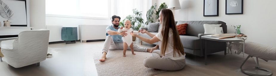 Medical illustration showing UPJ obstruction and its impact on kidney function, highlighting symptoms and treatment options.