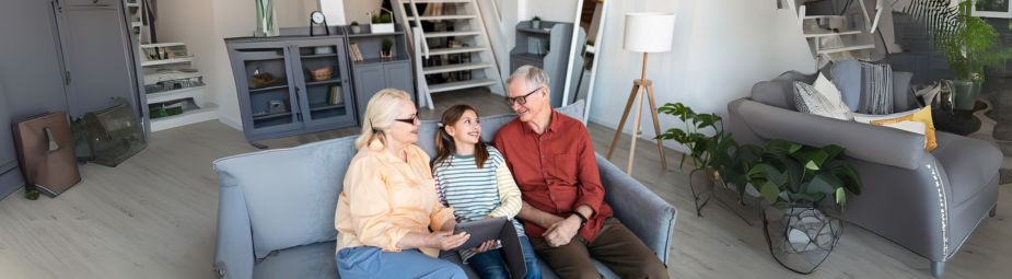 Close-up of Vitamin E capsules and softgels, highlighting their antioxidant benefits for health and skin care.