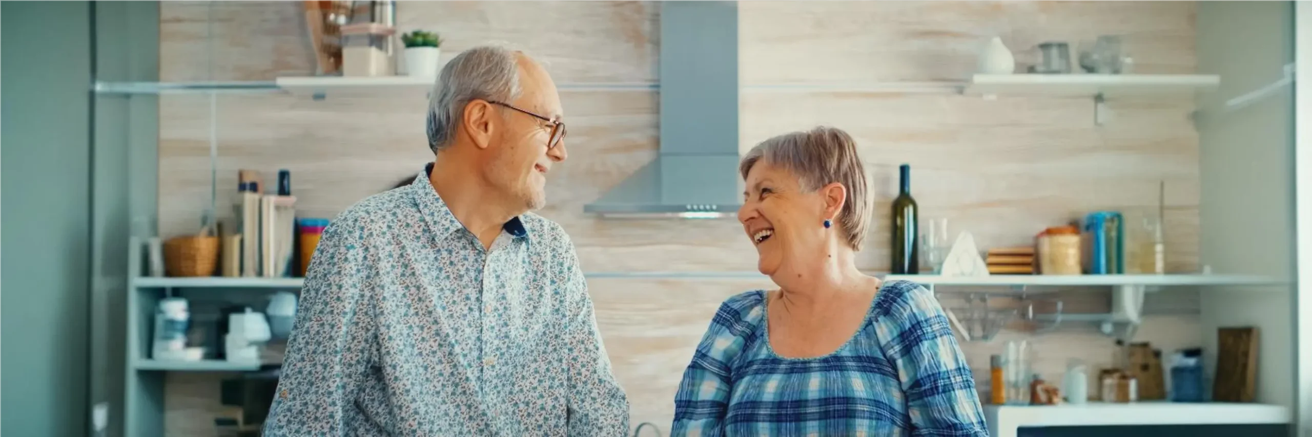 Close-up of a healthcare professional preparing an intravenous infusion of Irinotecan for cancer treatment.