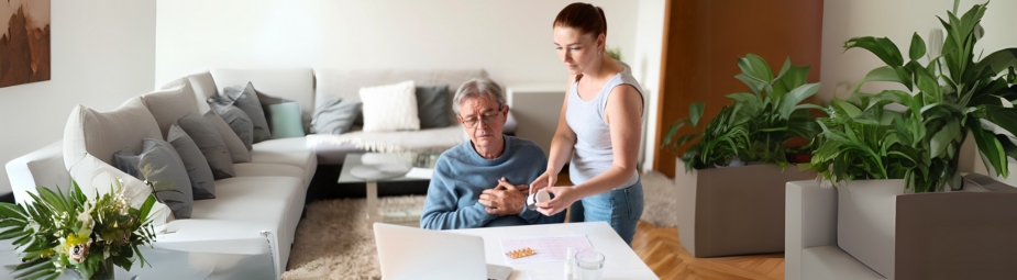 Close-up of paracetamol tablets and packaging, highlighting safe dosage and usage guidelines for pain and fever relief.