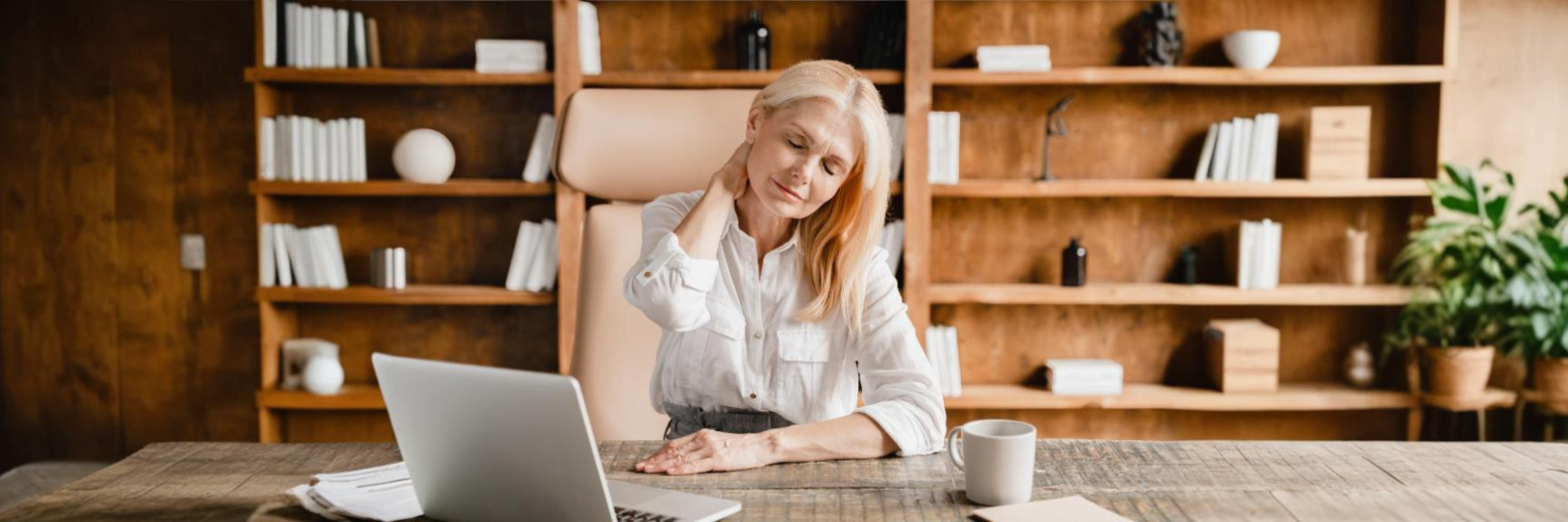 Medical professional performing a pelvic floor ultrasound to assess muscle function and diagnose pelvic health conditions.