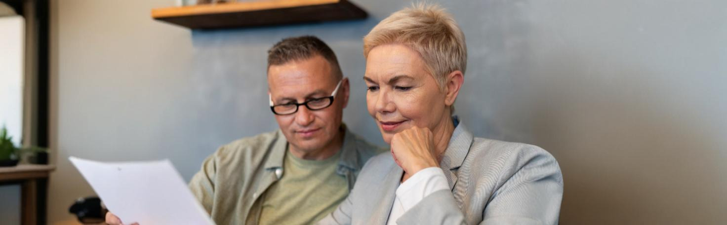 Surgeons performing adrenal tumor surgery to remove a pheochromocytoma for effective treatment and recovery.