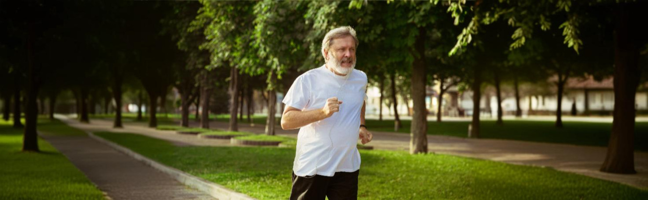 CT angiogram showing detailed imaging of neck arteries, highlighting carotid artery health and vascular conditions.