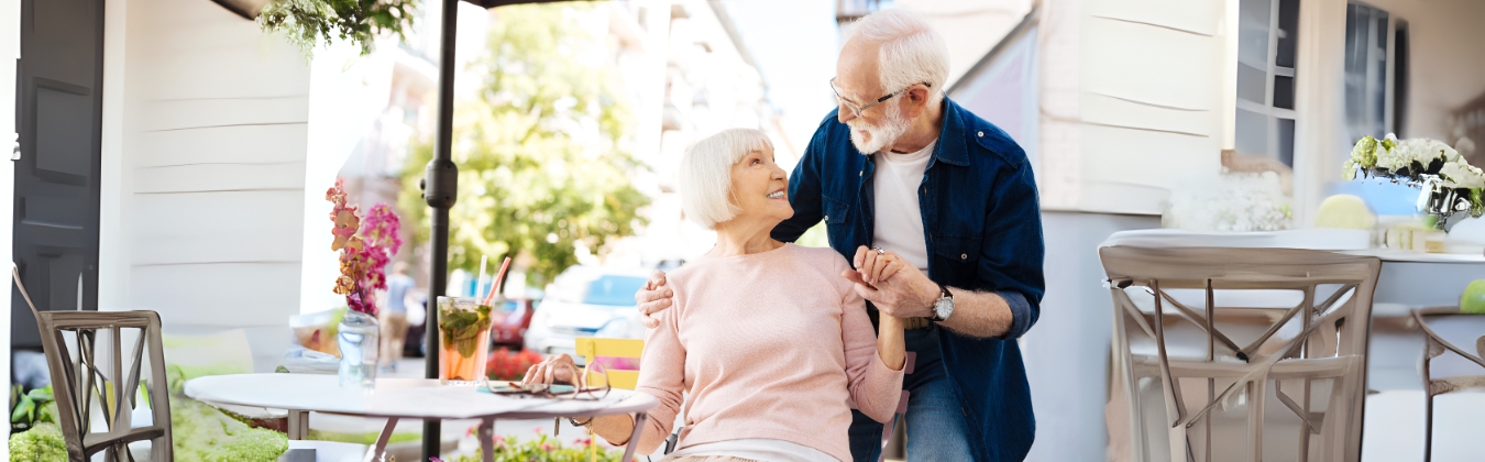 Surgeons performing endoscopic mitral valve surgery, a minimally invasive procedure for treating mitral valve disease.