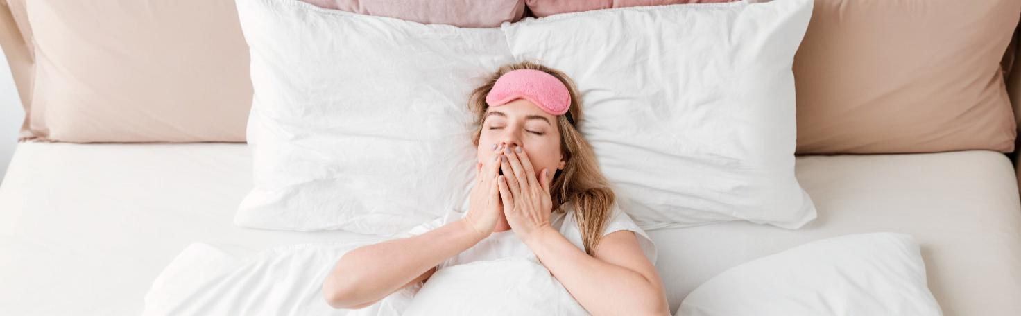 Illustration of melatonin and cortisol regulating the sleep-wake cycle and circadian rhythm.