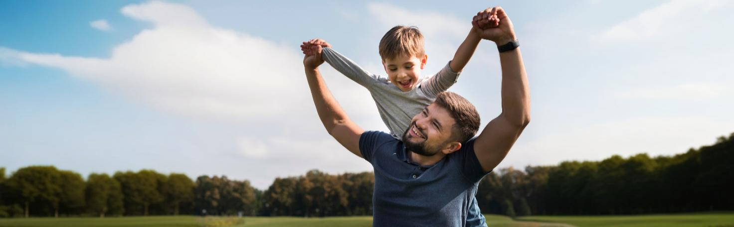 Surgeon performing laparoscopic drainage for pancreatitis to remove fluid collections and reduce complications.