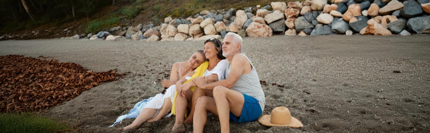 Surgeon performing minimally invasive nephrectomy for polycystic kidney disease, highlighting advanced treatment options.