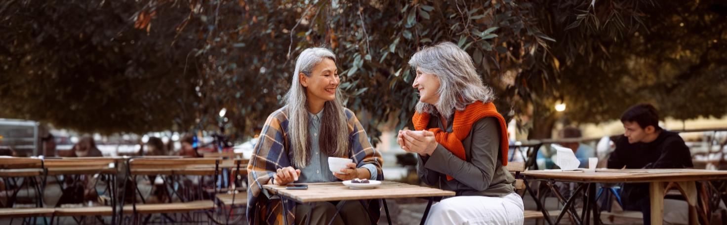 Surgeon performing a robotic-assisted hysterectomy using advanced minimally invasive technology.