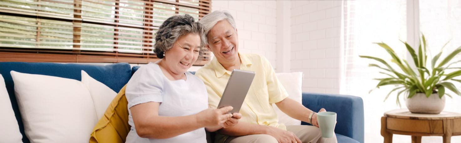 X-ray image of salivary glands enhanced with contrast dye for detailed diagnostic imaging.