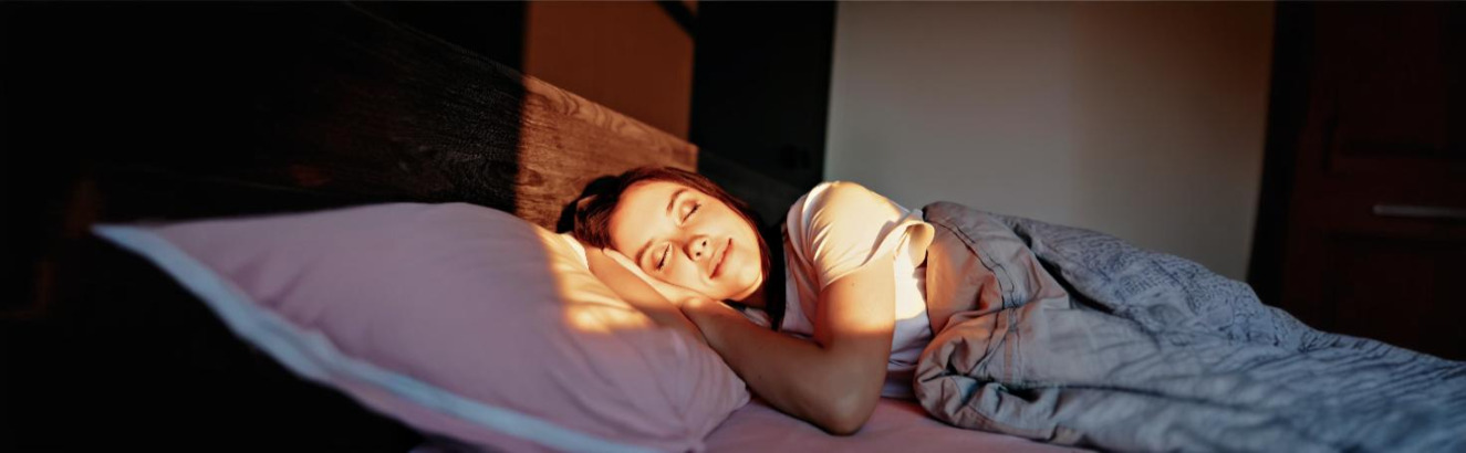 Patient undergoing a sleep test to diagnose sleep apnea and related conditions in myasthenia gravis.