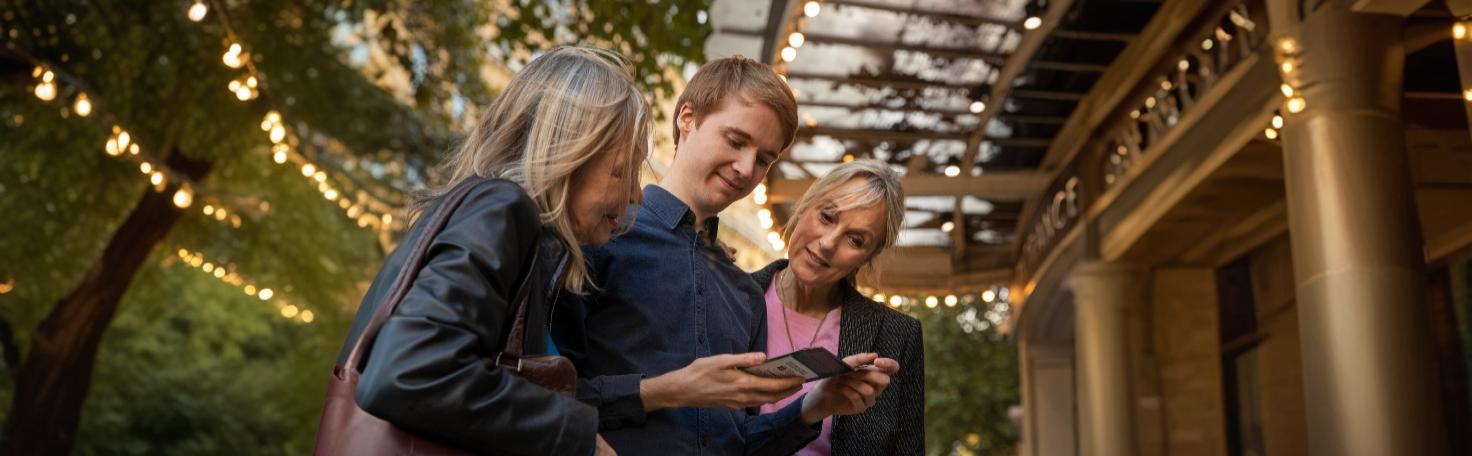 Surgeon performing a surgical biopsy to diagnose sarcoma, highlighting procedure details and recovery aspects.