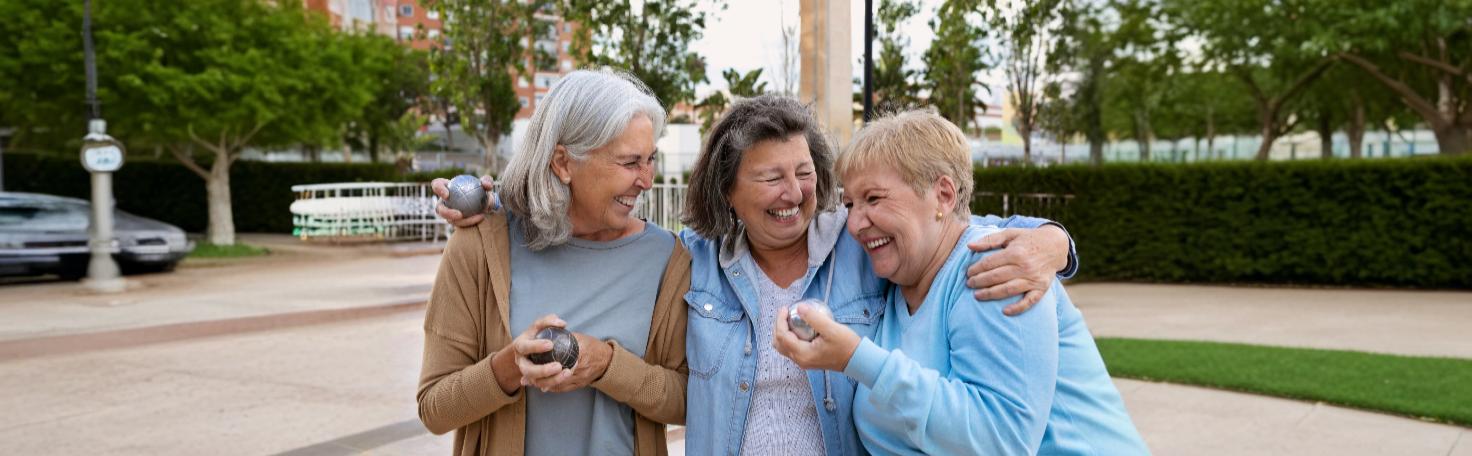Medical illustration of a surgical drainage procedure for cholecystitis, showing catheter placement in the gallbladder.