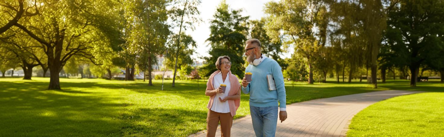 Surgeon performing a vaginal hysterectomy, a minimally invasive procedure for uterine prolapse treatment.